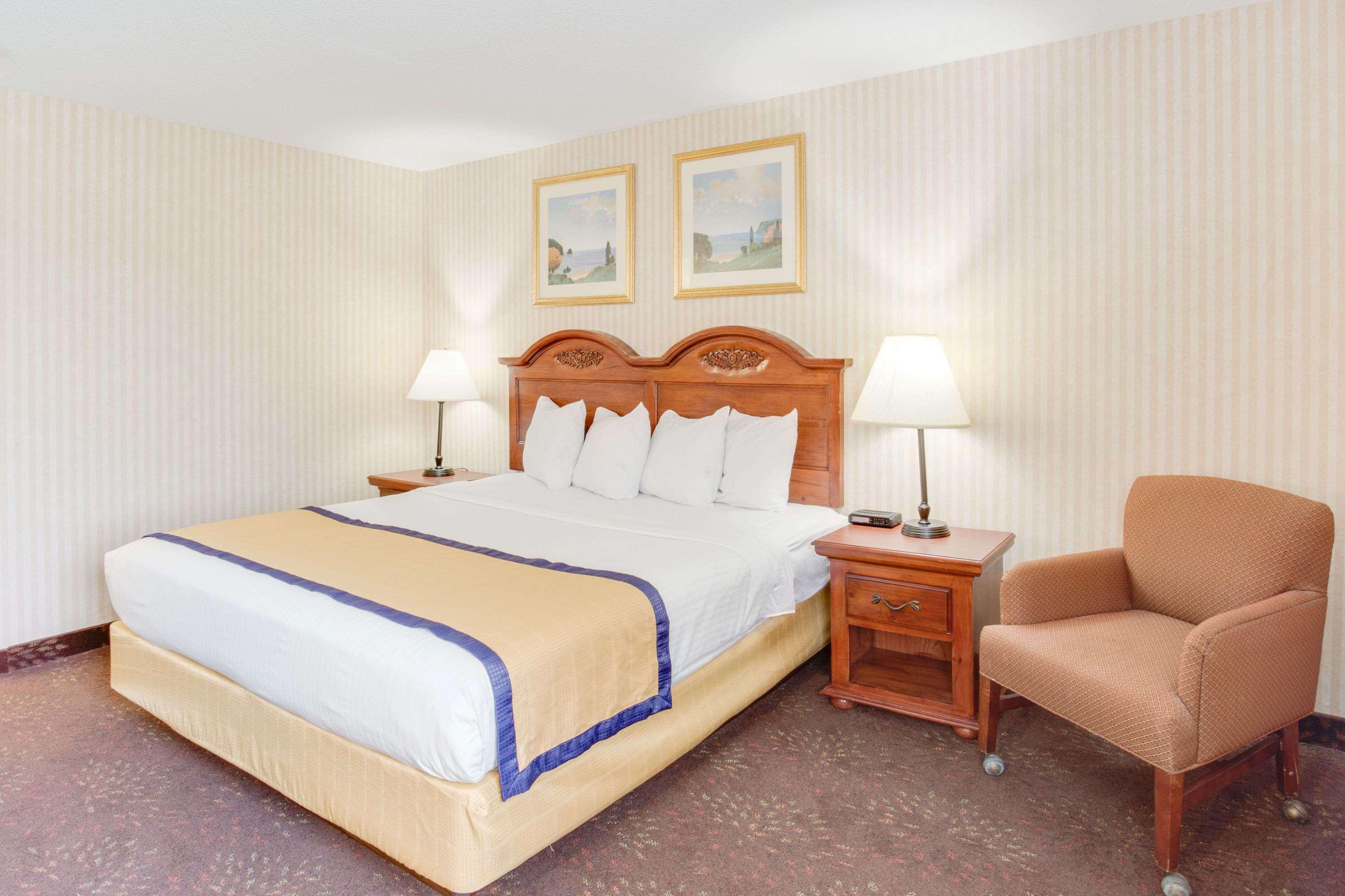 Baymont By Wyndham Kalamazoo West Luaran gambar